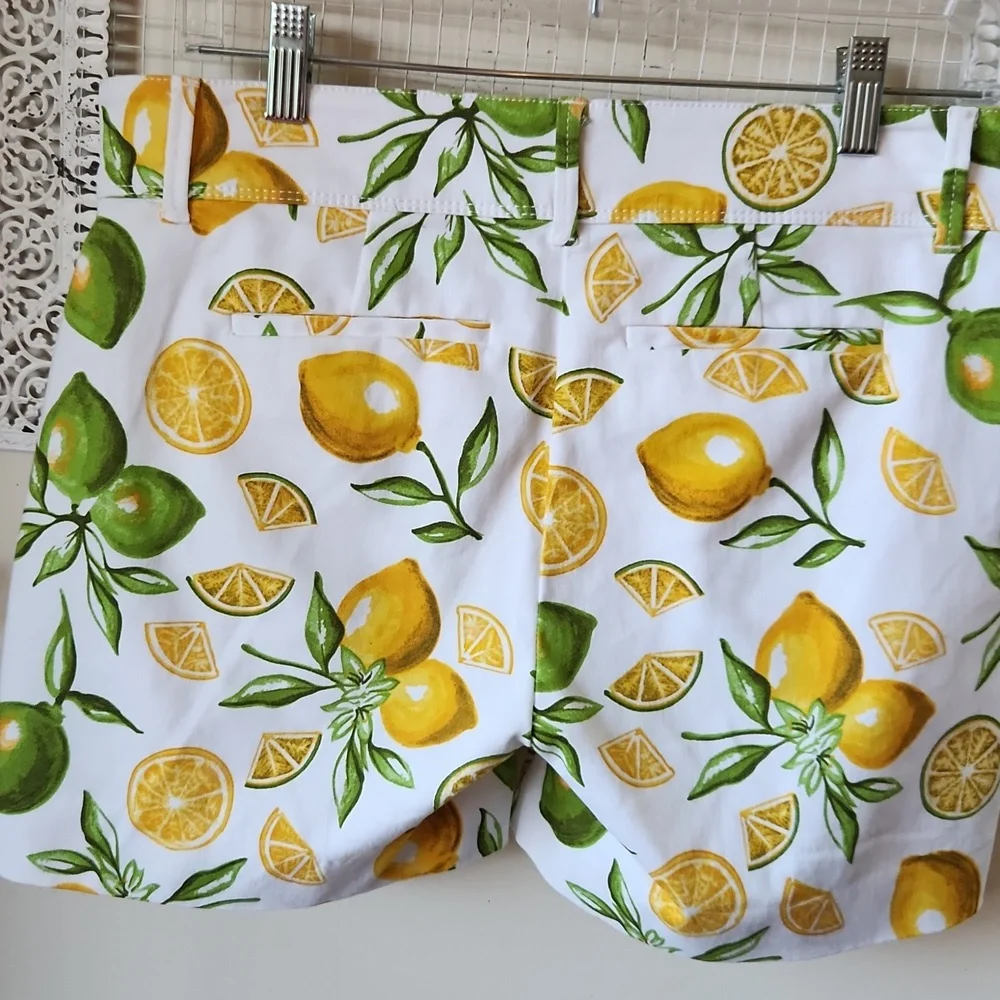 Isaac Mizrahi‎ sz 4 Lemon Lime Summer Shorts Fruit White
